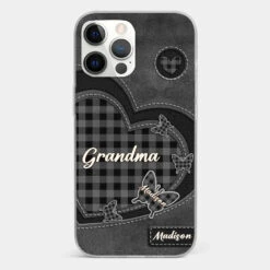 Grandma’s Love Is A Hug That Never Ends - Family Personalized Custom Clear Phone Case - Gift For Mom, Grandma -Pawfect House Sale 677e45c3f0836 14cabf61 c292 4d70 b881 8092bd87484e